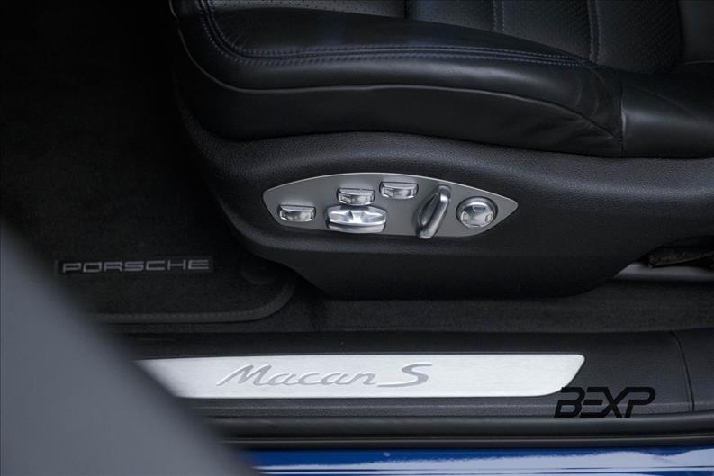 Porsche-MACAN-2.9 V6 Biturbo S