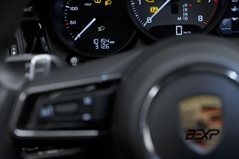 Porsche-MACAN-2.9 V6 Biturbo S