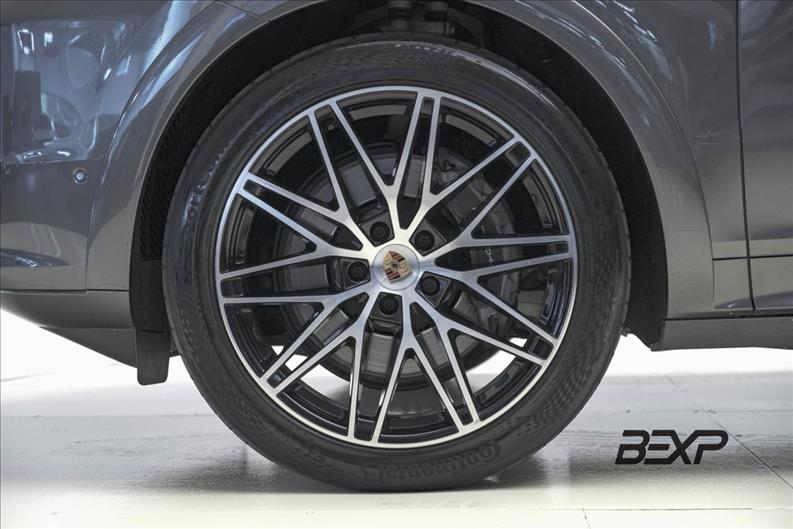 Porsche-CAYENNE-3.0 V6 E-hybrid Coupé AWD S