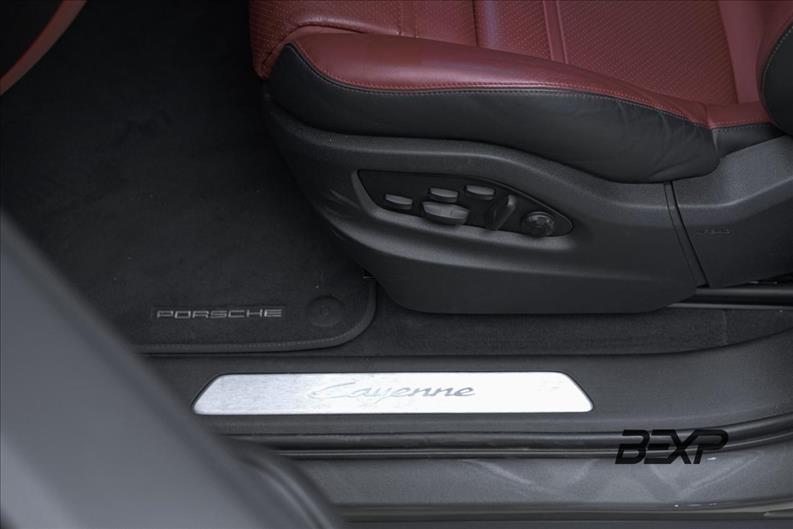 Porsche-CAYENNE-3.0 V6 E-hybrid Coupé AWD S