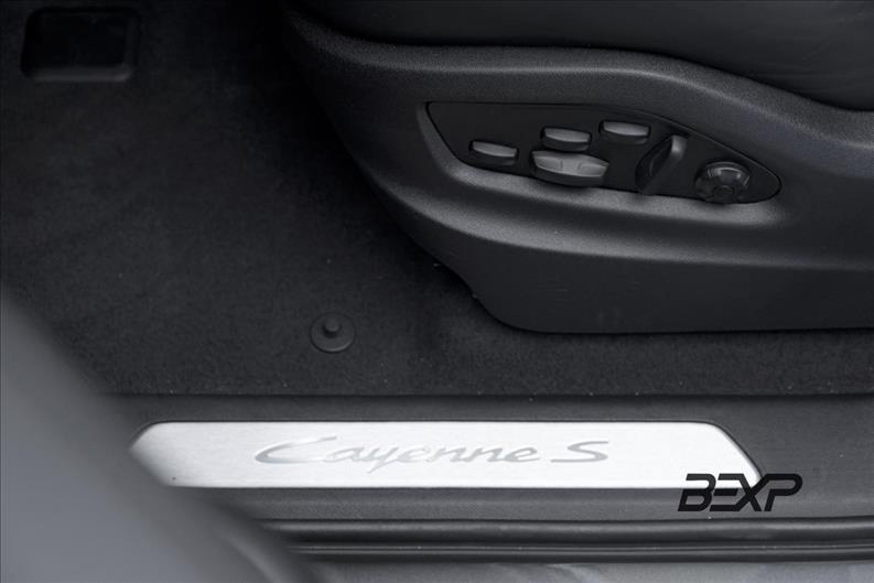 Porsche-CAYENNE-3.0 V6 S E-hybrid Coupé AWD S