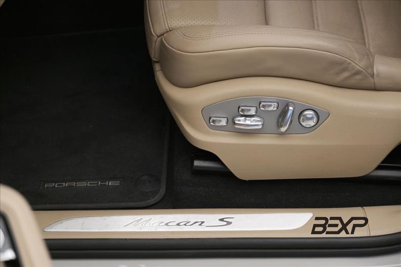 Porsche-MACAN-2.9 V6 Biturbo S