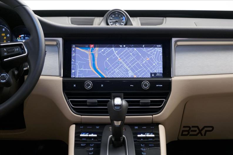 Porsche-MACAN-2.9 V6 Biturbo S