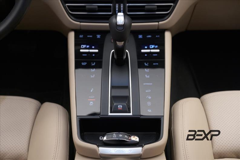 Porsche-MACAN-2.9 V6 Biturbo S