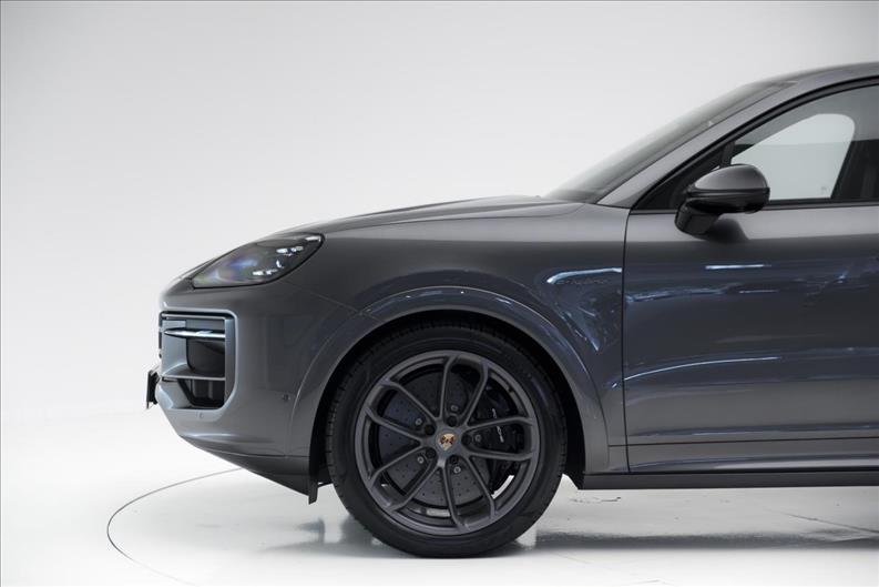 Porsche-CAYENNE-3.0 V6 E-hybrid Coupé AWD S