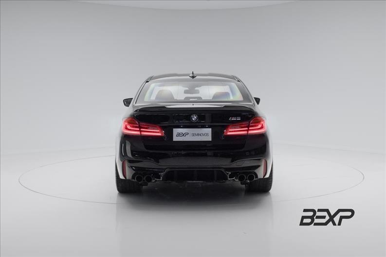 BMW-M5-4.4 V8 Twin Power M