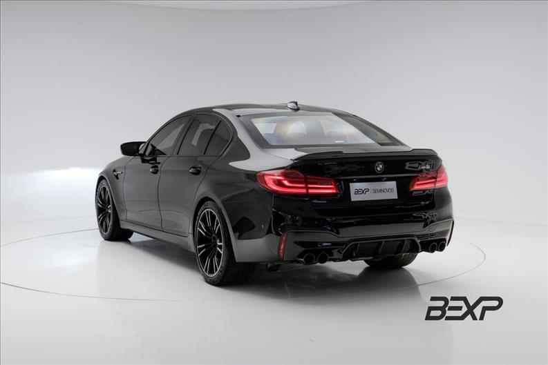 BMW-M5-4.4 V8 Twin Power M