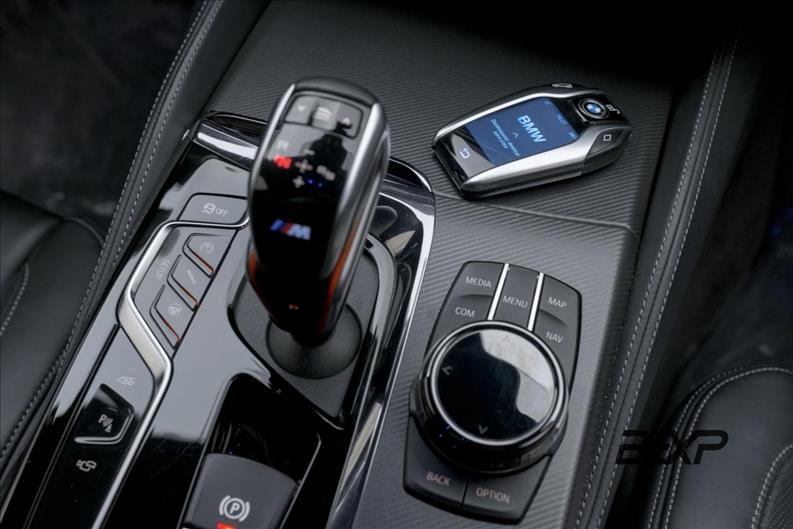 BMW-M5-4.4 V8 Twin Power M