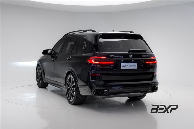 BMW-X7-4.4 V8 M60i