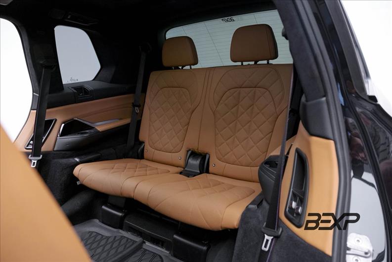 BMW-X7-4.4 V8 M60i