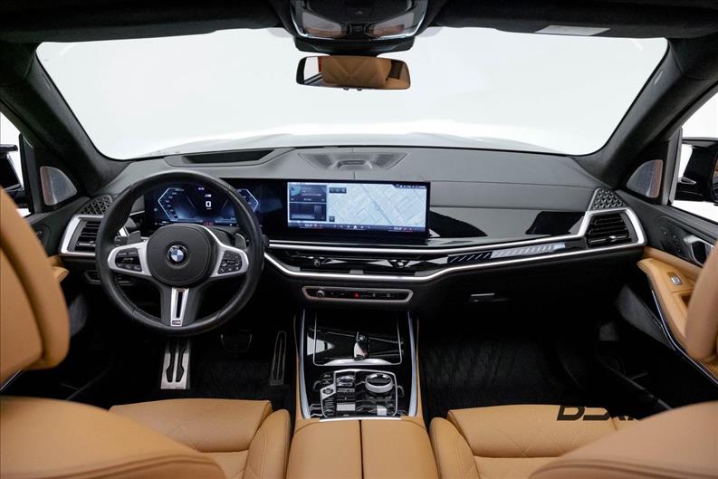 BMW-X7-4.4 V8 M60i
