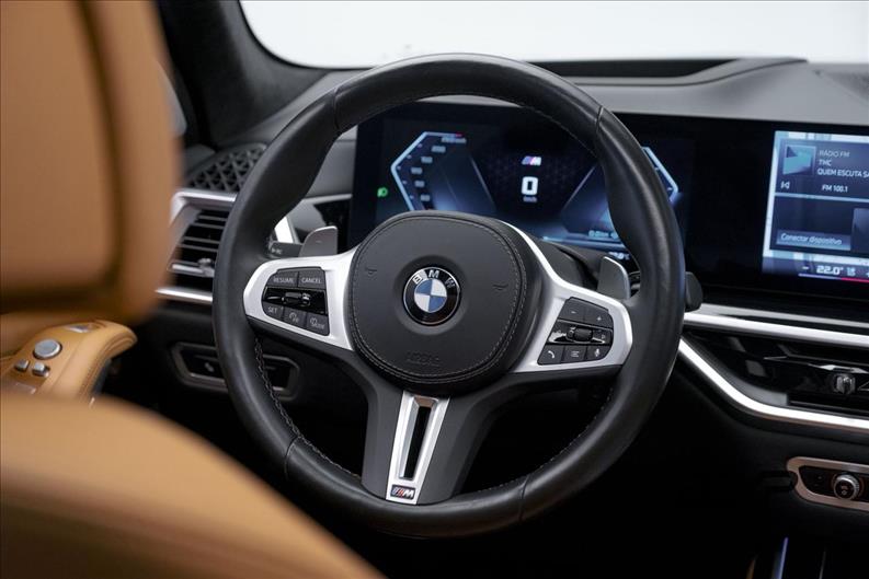 BMW-X7-4.4 V8 M60i