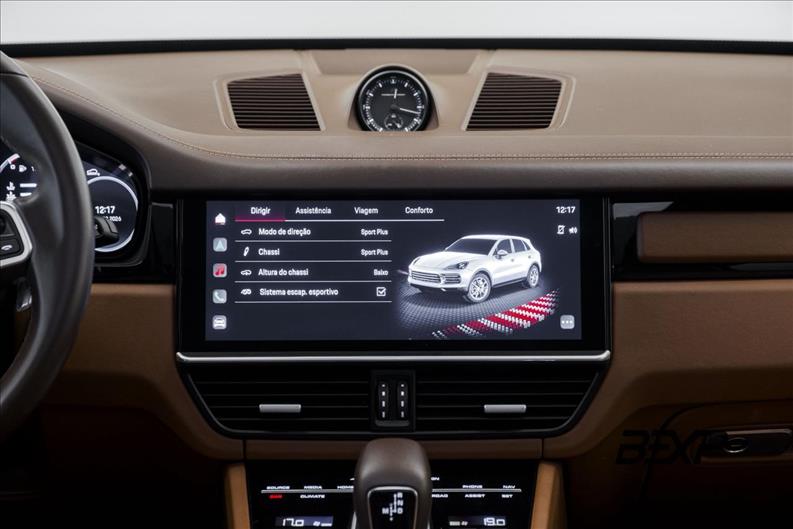 Porsche-CAYENNE-3.0 V6 E-hybrid Platinum Edition AWD S