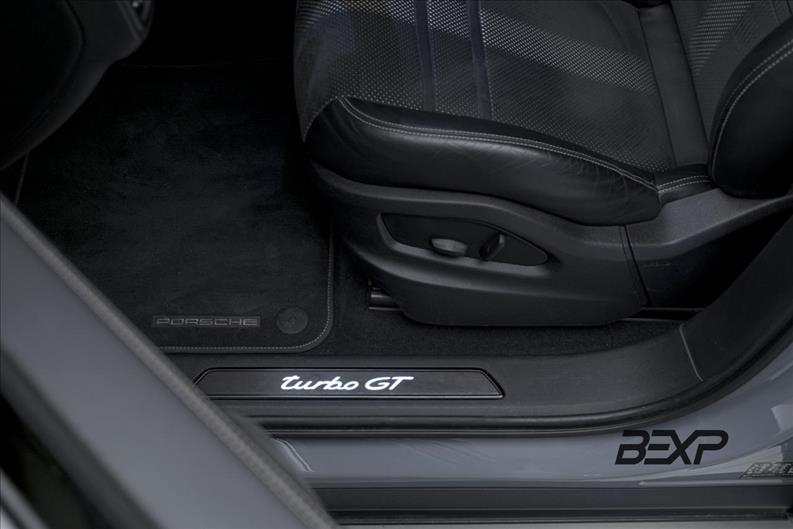 Porsche-CAYENNE-4.0 V8 Turbo GT Coupé AWD S