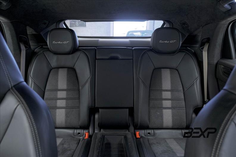 Porsche-CAYENNE-4.0 V8 Turbo GT Coupé AWD S