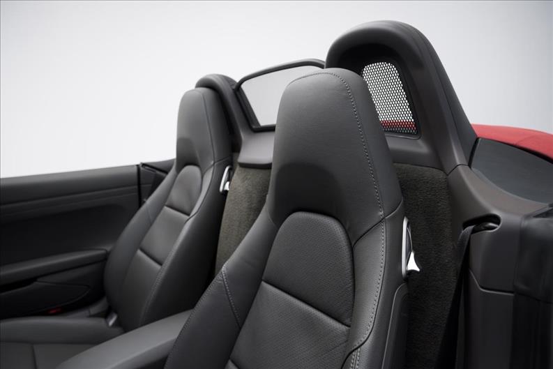 Porsche-718-2.0 16V H4 Boxster