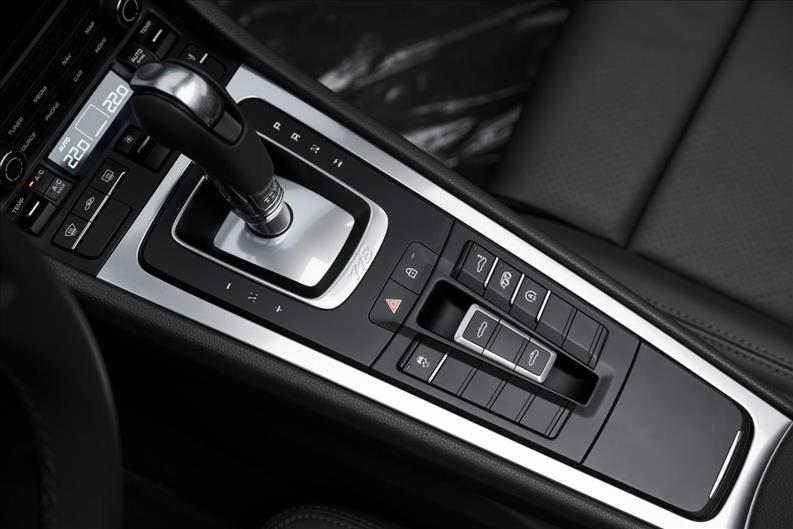 Porsche-718-2.0 16V H4 Boxster