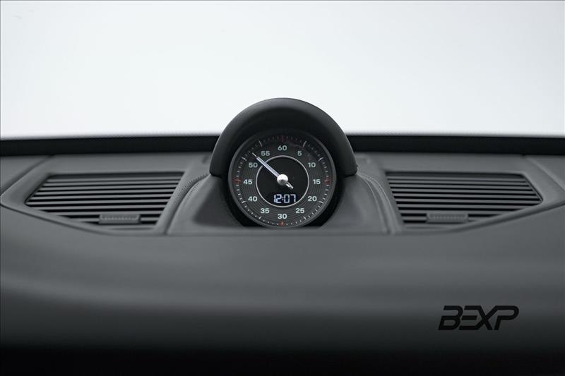 Porsche-911-3.0 24V H6 Carrera S