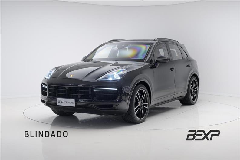 4.0 V8 Turbo AWD S