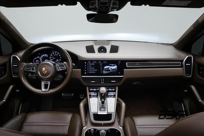 Porsche-CAYENNE-4.0 V8 Turbo S E-hybrid Coupé AWD S