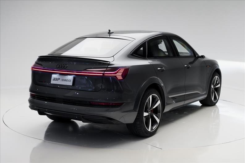 Audi-E-TRON-Sportback S Quattro