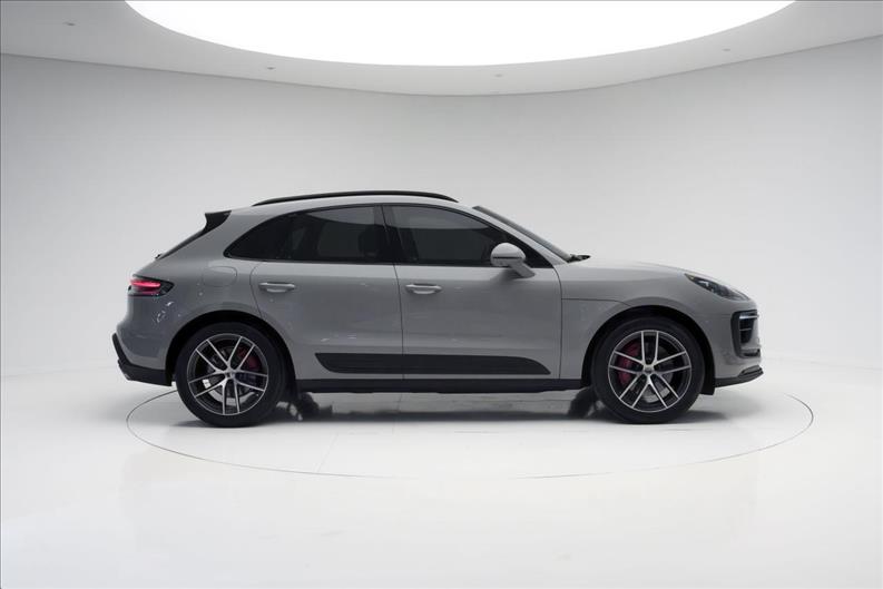 Porsche-MACAN-2.9 V6 Biturbo S