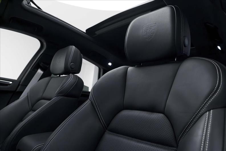 Porsche-MACAN-2.9 V6 Biturbo S