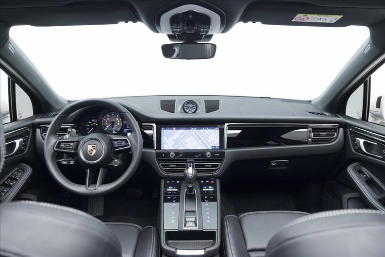 Porsche-MACAN-2.9 V6 Biturbo S