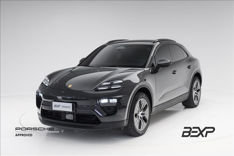 Porsche-MACAN-4