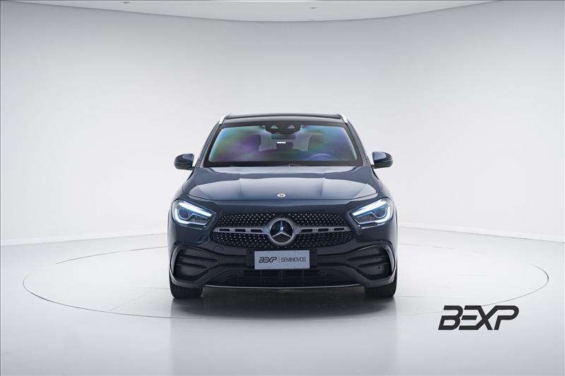 MERCEDES BENZ-GLA 200-1.3 GCI AMG Line 7g-dct