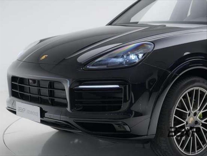 Porsche-CAYENNE-3.0 V6 E-hybrid Platinum Edition AWD S