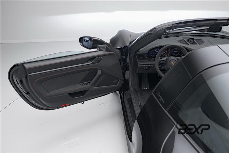 Porsche-911-3.0 24V H6 Targa 4 GTS