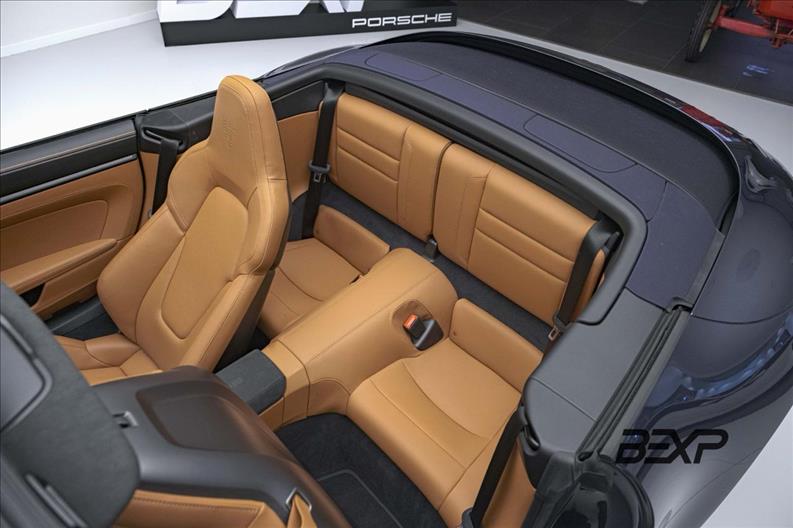 Porsche-911-3.6 24V H6 Carrera GTS Cabriolet
