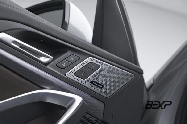 BMW-X1-2.0 16V Turbo Sdrive20i M Sport