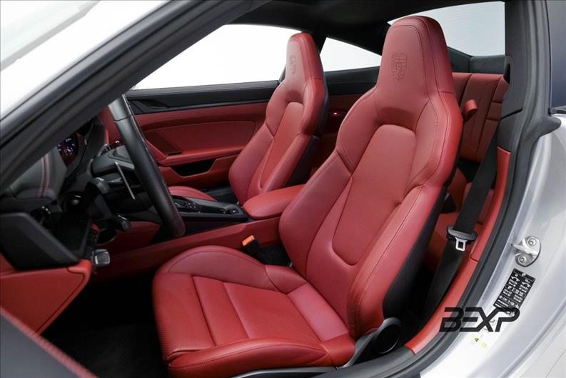 Porsche-911-3.0 24V H6 Carrera GTS