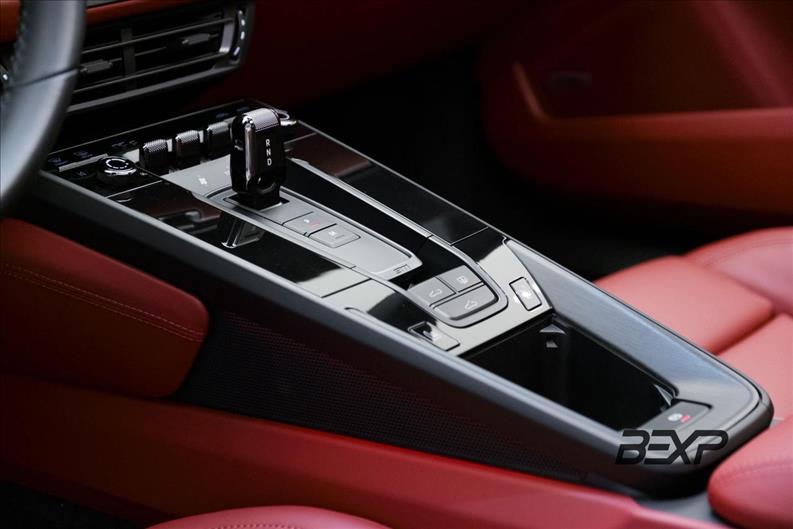 Porsche-911-3.0 24V H6 Carrera GTS