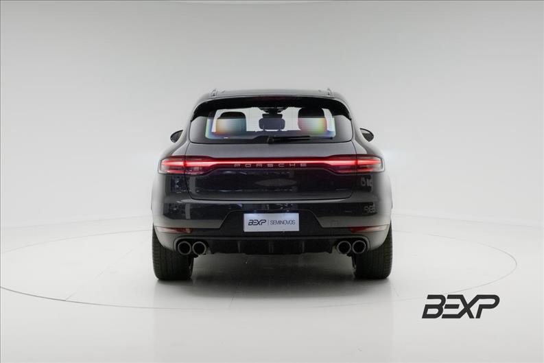 Porsche-MACAN-2.0 16V
