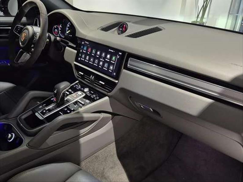 Porsche-CAYENNE-3.0 V6 E-hybrid Coupé Platinum Edition AWD S