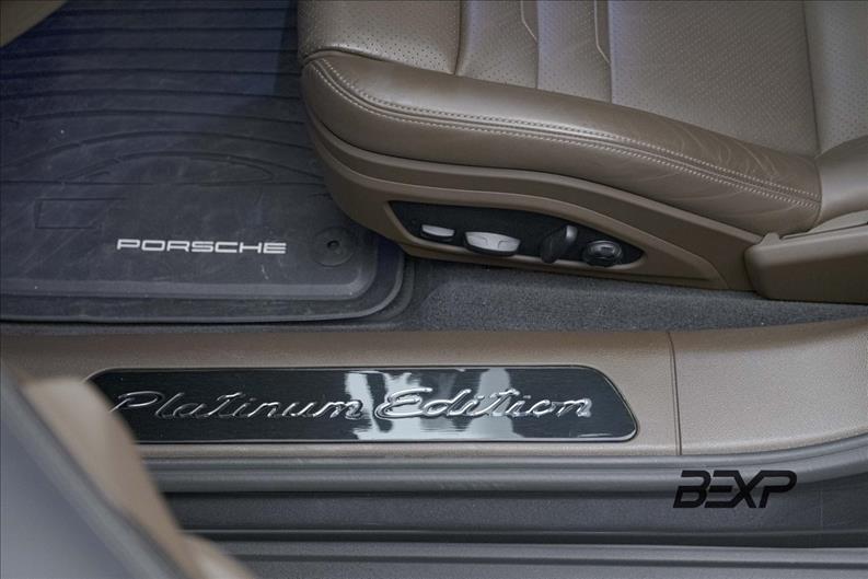 Porsche-PANAMERA-2.9 V6 E-hybrid 4 Platinum Edition