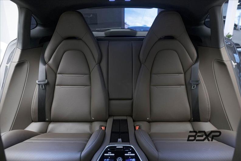 Porsche-PANAMERA-2.9 V6 E-hybrid 4 Platinum Edition