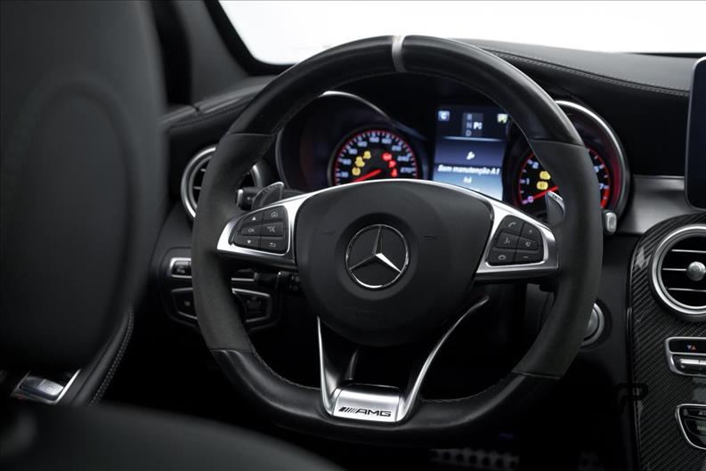 MERCEDES BENZ-C 63 AMG-4.0 V8 Turbo S Sedan