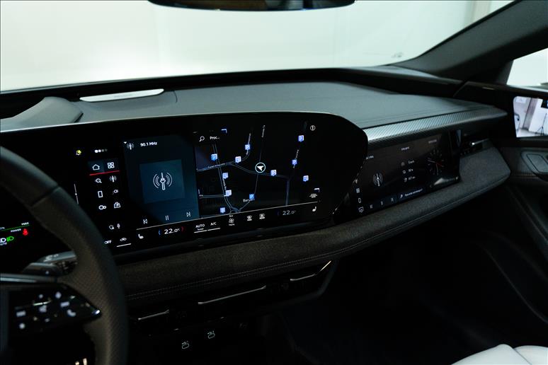 Audi-A6 E-TRON-100 KW Sportback Performance Black