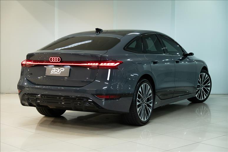 Audi-A6 E-TRON-100 KW Sportback Performance Black