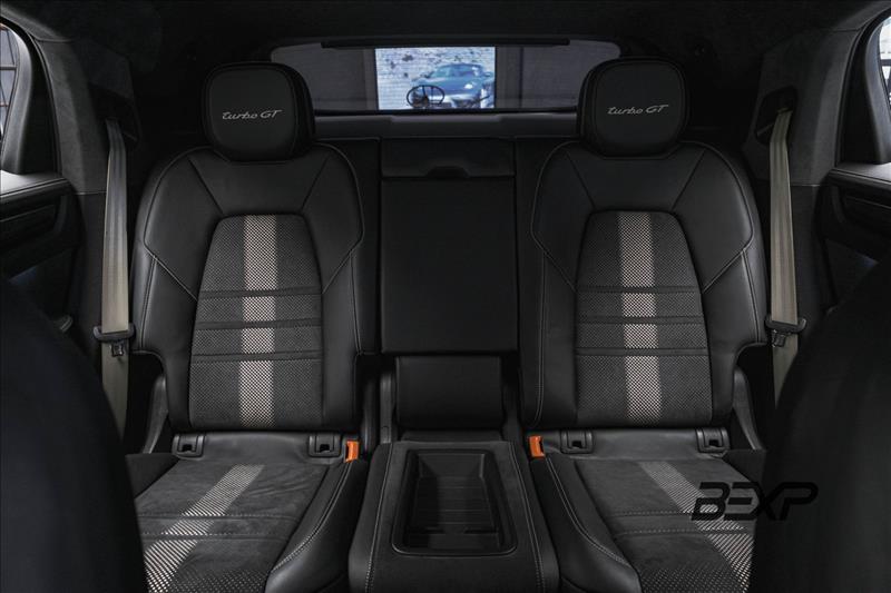 Porsche-CAYENNE-4.0 V8 Turbo GT Coupé AWD S