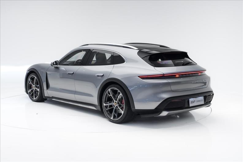 Porsche-TAYCAN-4s Cross Turismo