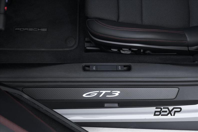 Porsche-911-4.0 24V H6 GT3 Touring
