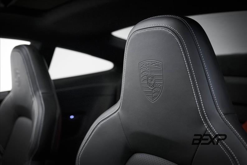 Porsche-911-3.0 24V H6 Carrera S