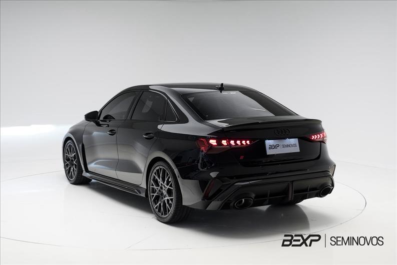 Audi-RS3-2.5 TFSI Sedan Track Quattro