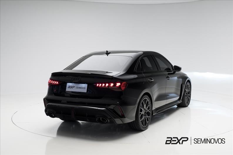 Audi-RS3-2.5 TFSI Sedan Track Quattro