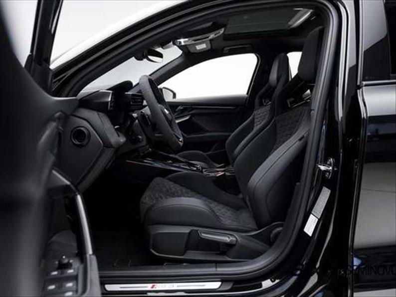 Audi-RS3-2.5 TFSI Sedan Track Quattro